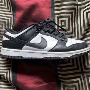 Nike dunk low black and white (with box)